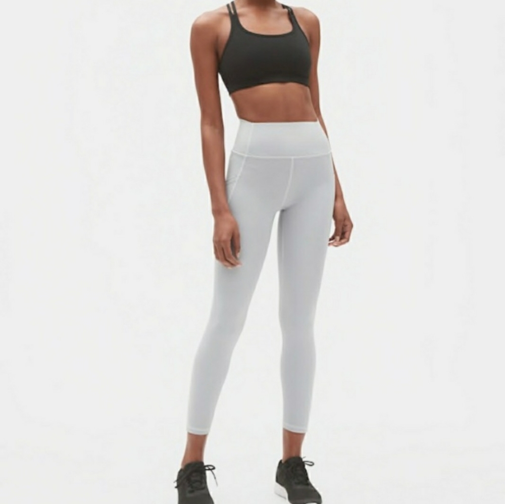 Victoria’s Secret Sport Knockout Tights Size Large